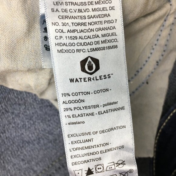 Levi's Signature Women's Jeans True Boot Dark Wash Stretch size 16 length 32" - Picture 7 of 9